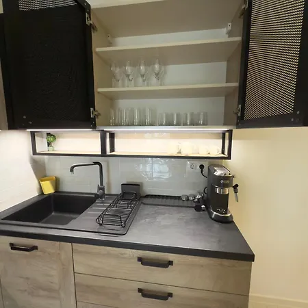 3-bedroom Mountain Family With Free Parking Lejlighed *